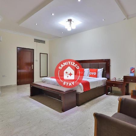Oyo 366 Waves Hotel Adzsmán Kültér fotó