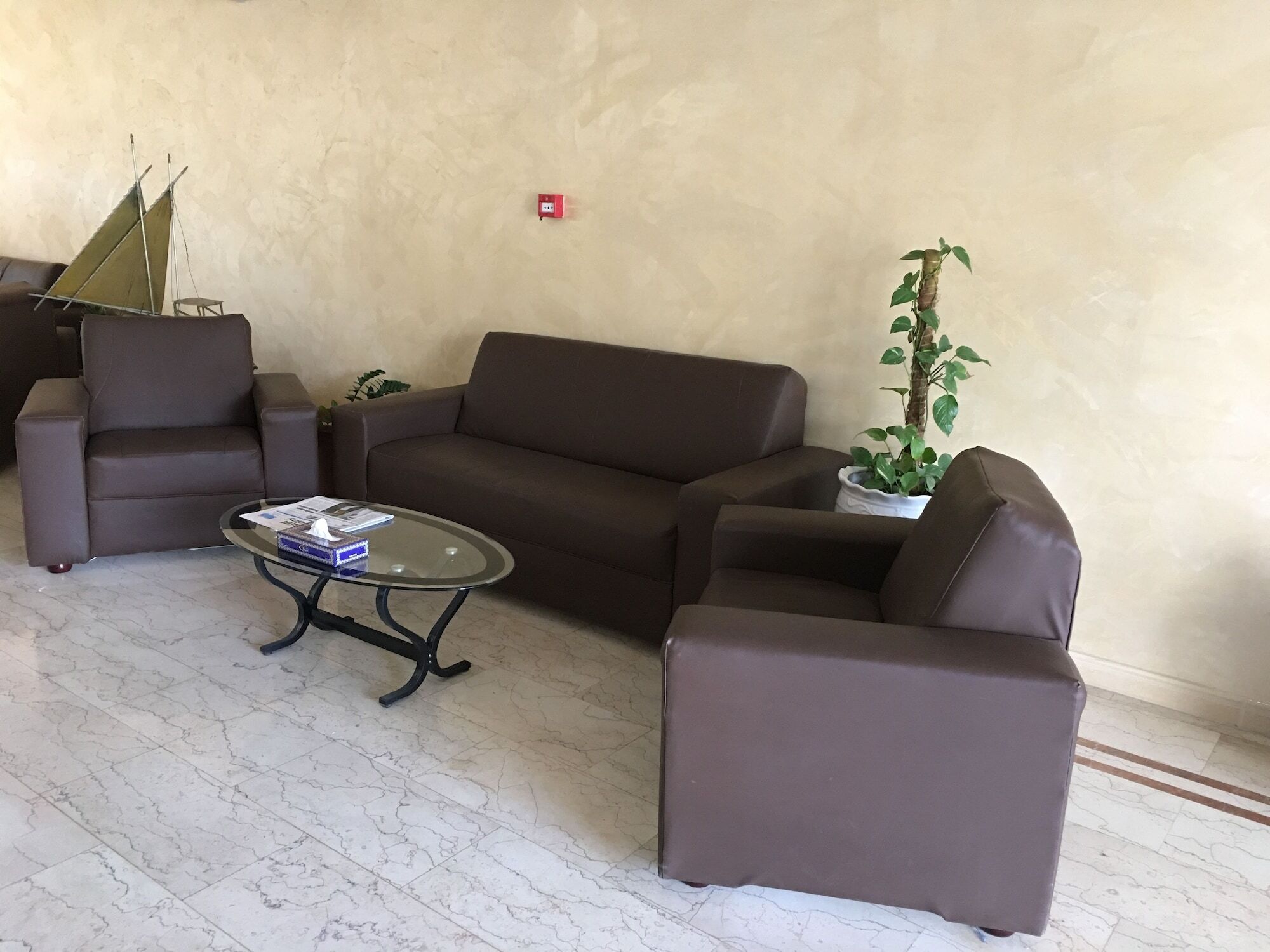 Oyo 366 Waves Hotel Adzsmán Kültér fotó