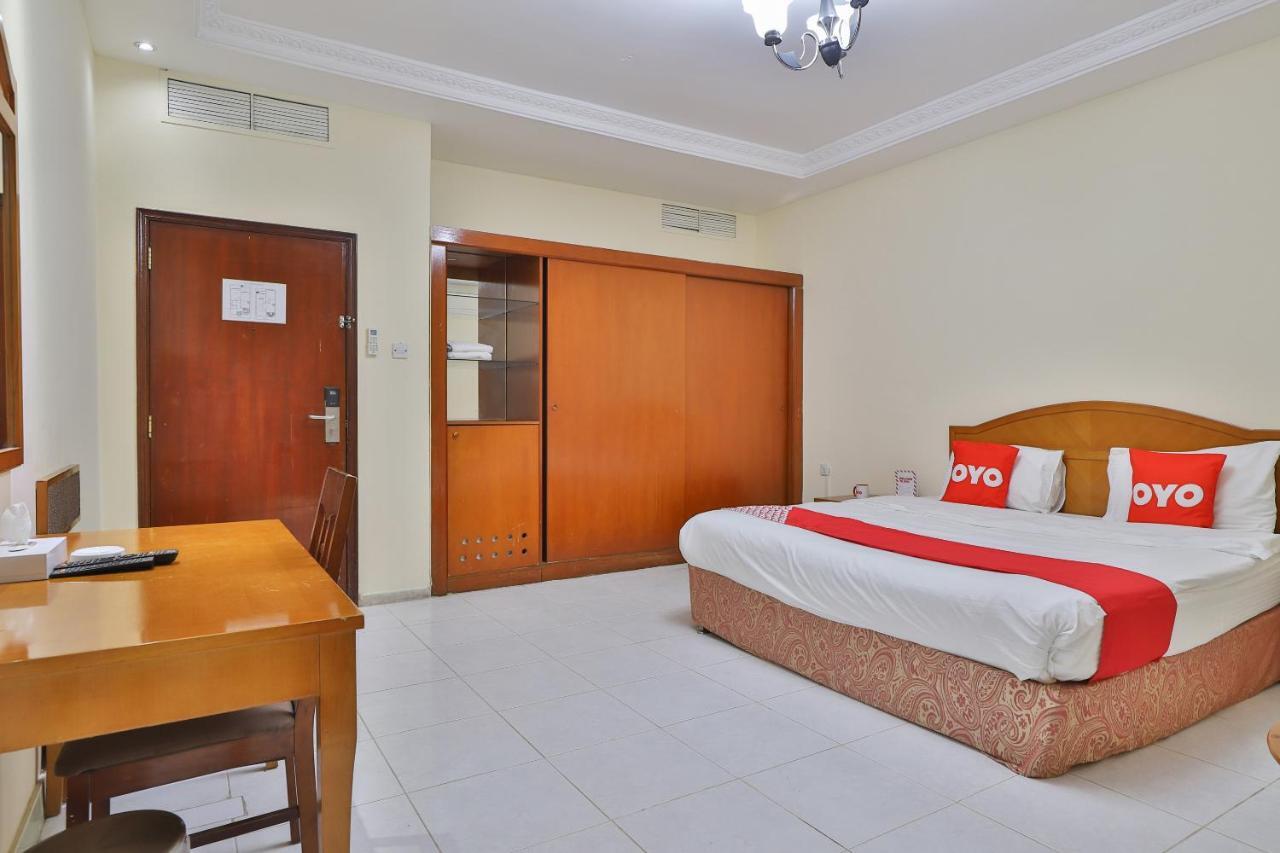 Oyo 366 Waves Hotel Adzsmán Kültér fotó